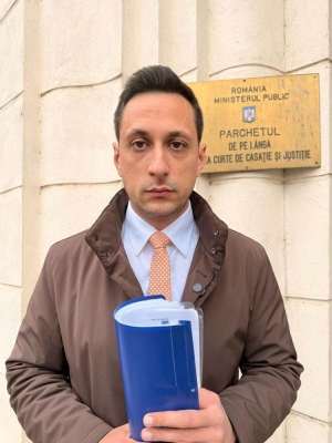 Vlad Gheorghe îşi anunţă retragerea din cursa pentru Primăria Capitalei, în favoarea lui Ciprian Ciucu